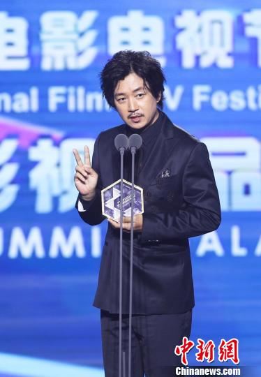 潘粤明凭借《怒晴湘西》获得“年度男演员”。官方供图